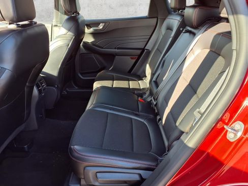 Used 2025 Ford Escape ST-Line Select image 7