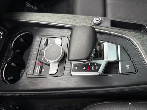 Used 2019 Audi A5 2.0T Premium Plus w/ Premium Plus AWD/4WD image 32