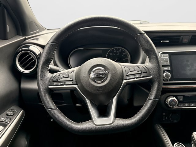 Used 2020 Nissan Kicks SR w/ SR Premium Package FWD image 12