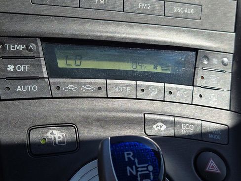 Used 2010 Toyota Prius Five image 24