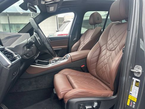 Used 2024 BMW X5 xDrive50e w/ M Sport Package AWD/4WD image 16
