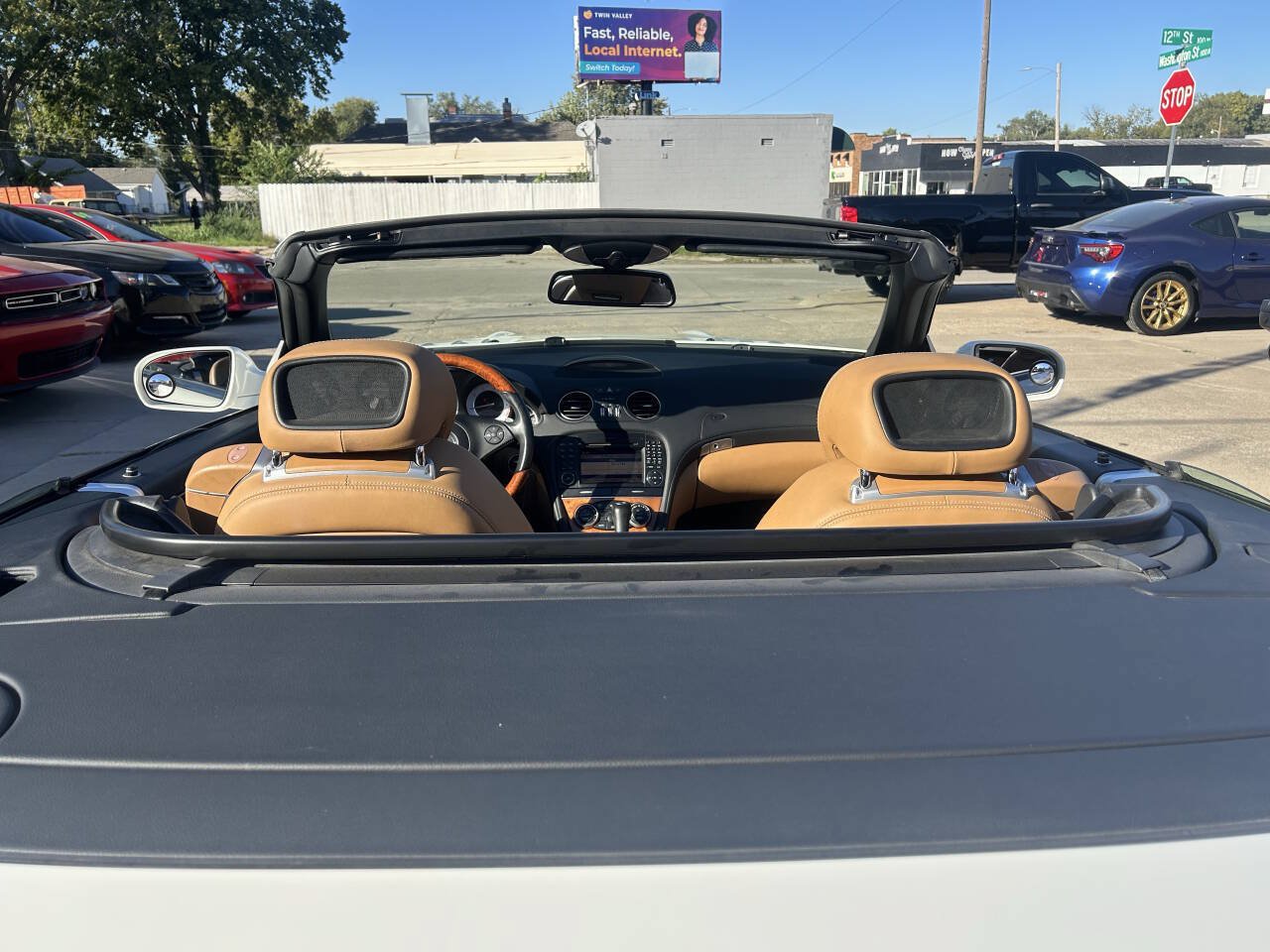 Used 2011 Mercedes-Benz SL 550 image 19