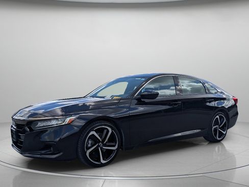 Used 2021 Honda Accord Sport image 2