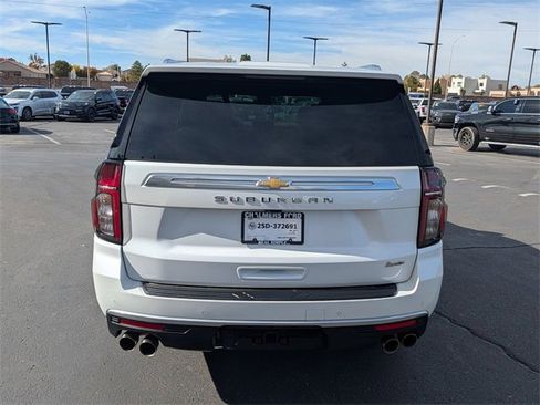 Used 2023 Chevrolet Suburban High Country image 5