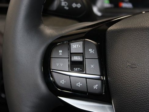 New 2026 Ford Explorer Platinum image 38