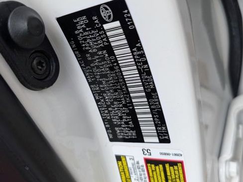 Used 2024 Toyota Camry XSE w/ Navigation Package FWD image 38