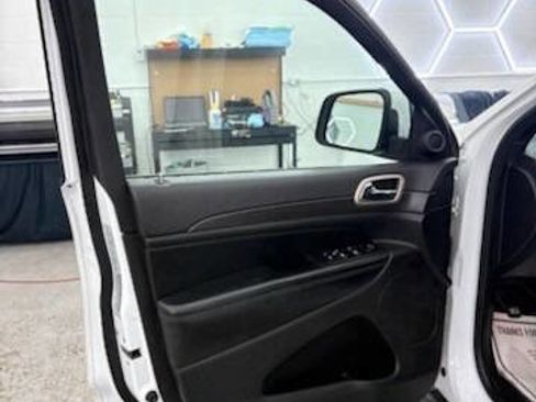 Used 2015 Jeep Grand Cherokee Laredo w/ Quick Order Package 23E image 27