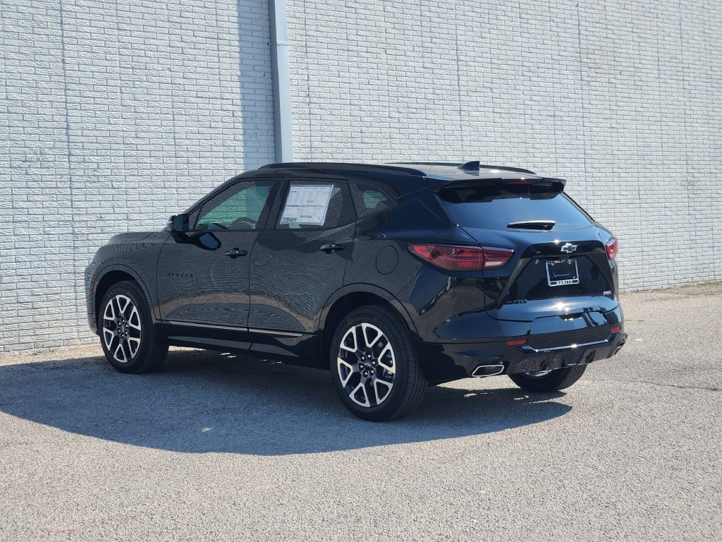 New 2026 Chevrolet Blazer RS w/ Driver Confidence II Package FWD image 3