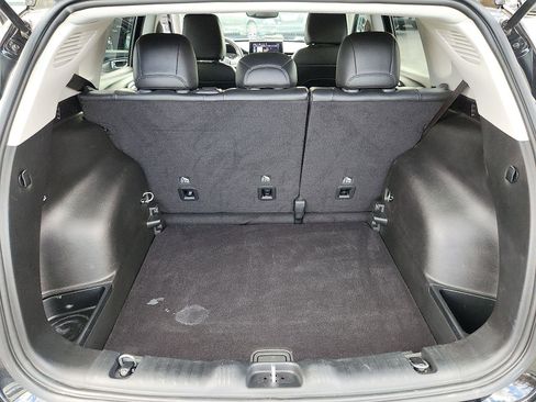 Certified 2022 Jeep Compass Limited image 28