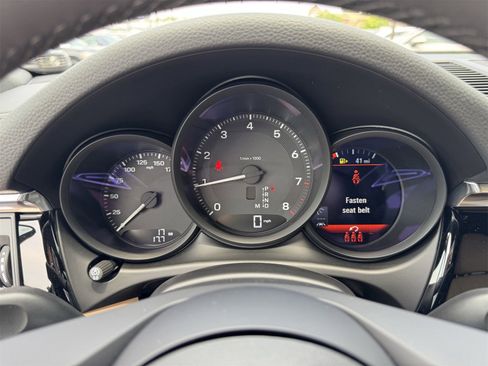 New 2025 Porsche Macan image 26