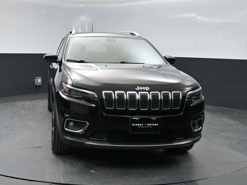 Used 2019 Jeep Cherokee Limited AWD/4WD image 6