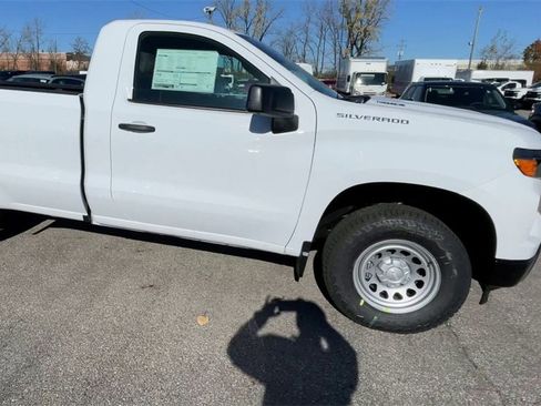 New 2026 Chevrolet Silverado 1500 W/T image 3