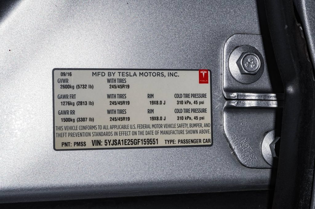 Used 2016 Tesla Model S 60D AWD/4WD image 29