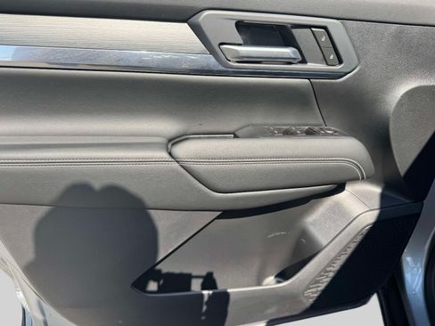 Used 2026 GMC Terrain Elevation w/ LPO, Floor Liner Package AWD/4WD image 17
