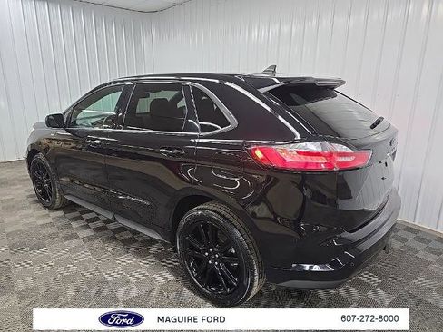 Certified 2022 Ford Edge ST-Line w/ Class II Trailer Tow Package image 11