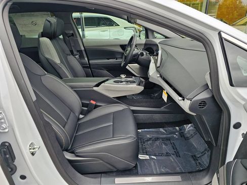 New 2026 Cadillac Optiq Luxury 1 AWD/4WD image 11