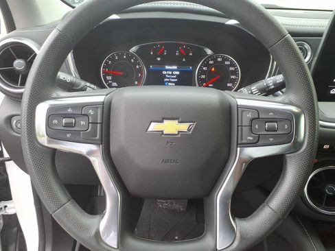 Used 2024 Chevrolet Blazer LT w/ Convenience Package FWD image 8