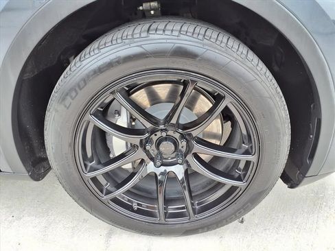 Used 2023 Tesla Model Y Long Range AWD/4WD image 7
