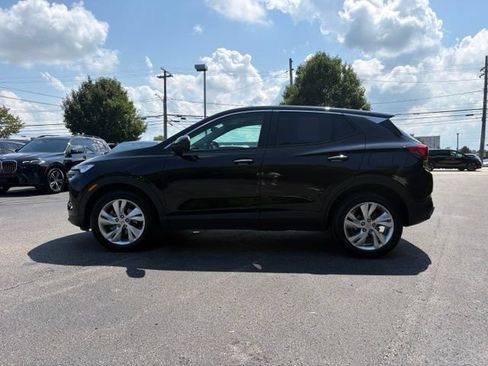 Used 2024 Buick Encore GX Preferred w/ Comfort Package FWD image 2