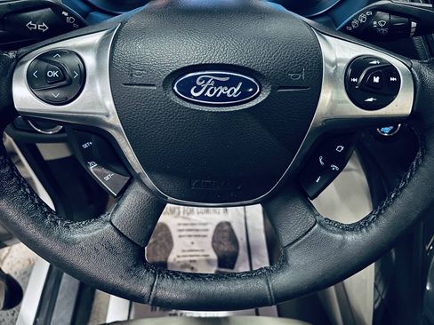 Used 2014 Ford Escape Titanium w/ Equipment Group 401A FWD image 27