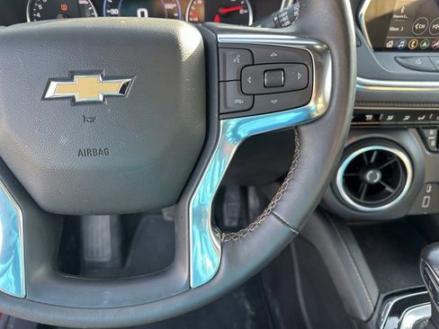 Certified 2022 Chevrolet Blazer Premier w/ Enhanced Convenience Package image 6