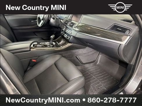 Used 2016 BMW 550i xDrive Sedan AWD/4WD image 13
