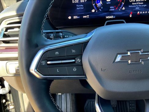 Used 2024 Chevrolet Traverse Z71 w/ Enhanced Driving Package image 24