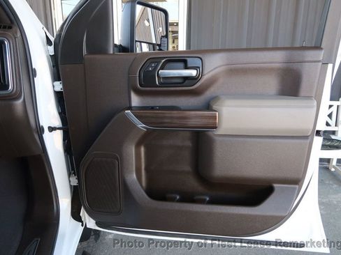 Used 2023 Chevrolet Silverado 2500 LT w/ Gooseneck/5TH Wheel Package image 26