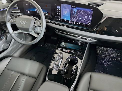 Used 2025 Audi A5 2.0T Premium w/ Convenience Package image 6