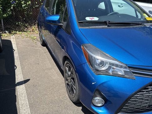 Used 2017 Toyota Yaris L FWD image 4