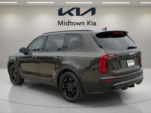 Used 2022 Kia Telluride EX w/ EX Premium Package AWD/4WD image 5