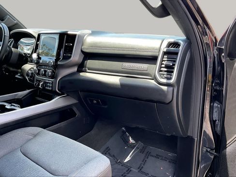 Used 2022 RAM 1500 Big Horn AWD/4WD image 30