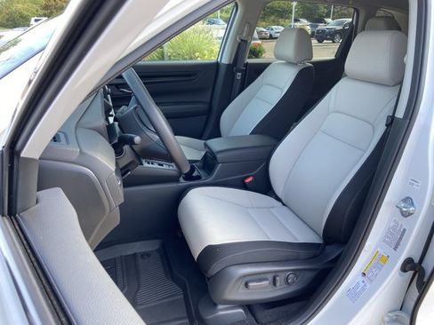 Used 2025 Honda CR-V EX image 18