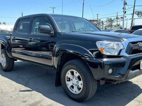 Used 2015 Toyota Tacoma PreRunner image 3