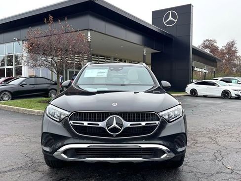 Used 2026 Mercedes-Benz GLC 300 4MATIC image 2