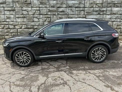 Used 2019 Lincoln Nautilus Reserve AWD/4WD image 3