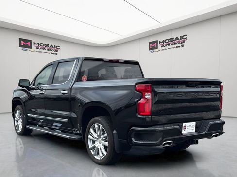 Used 2025 Chevrolet Silverado 1500 High Country w/ Technology Package image 5