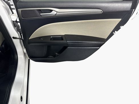 Used 2018 Ford Fusion S FWD image 28