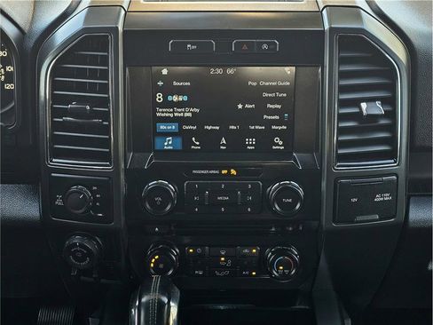 Used 2018 Ford F150 XLT w/ Equipment Group 302A Luxury AWD/4WD image 23