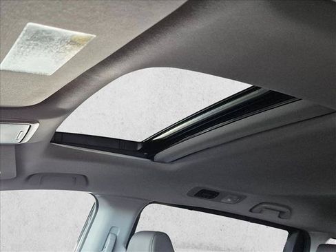 Used 2019 Honda Odyssey EX-L image 16