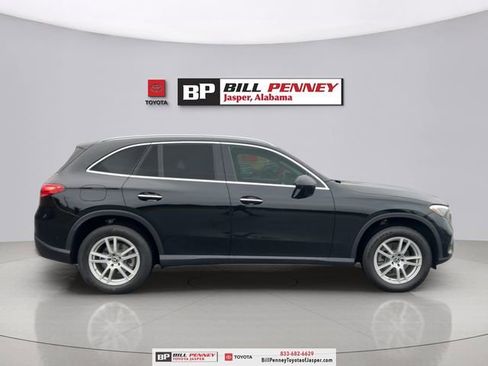 Used 2023 Mercedes-Benz GLC 300 4MATIC image 6