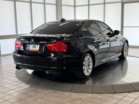 Used 2011 BMW 328i xDrive Sedan AWD/4WD image 7