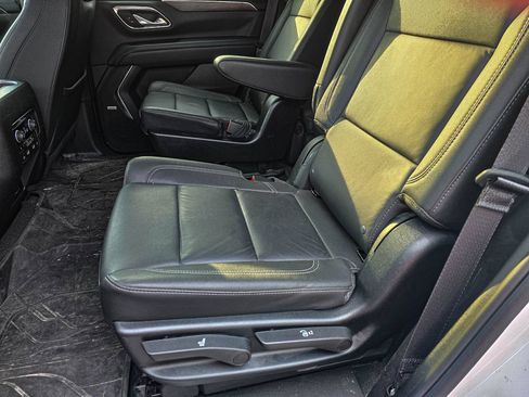 Used 2023 Chevrolet Tahoe LT w/ Luxury Package AWD/4WD image 13