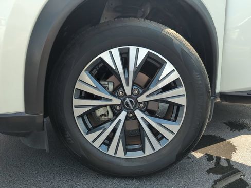 Certified 2023 Nissan Rogue SV AWD/4WD image 49