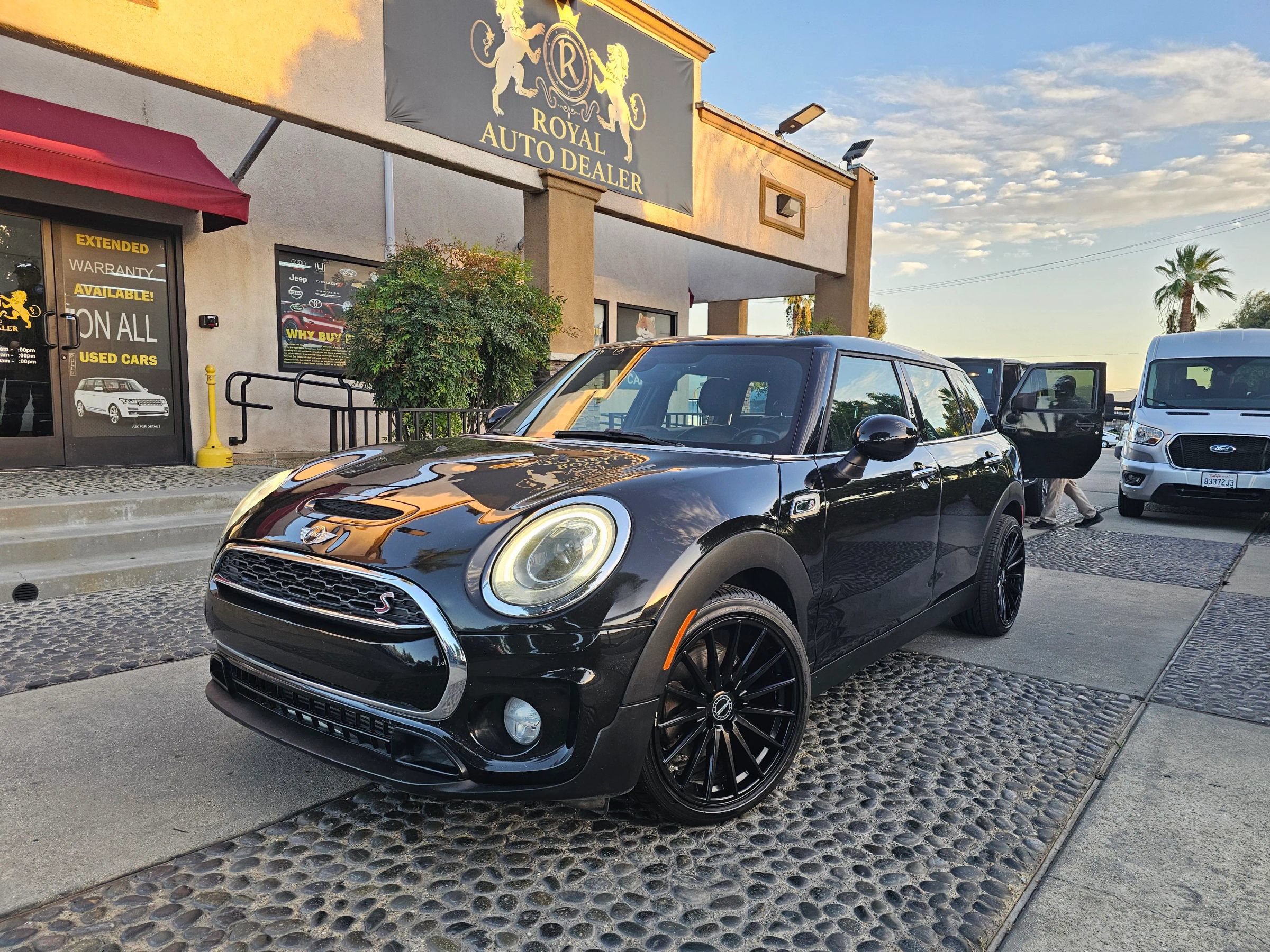 Used 2016 MINI Cooper Clubman S FWD image 1