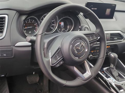 Used 2023 MAZDA CX-9 Touring image 14