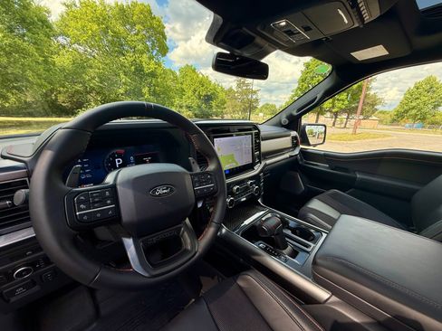 Used 2025 Ford F150 Raptor AWD/4WD image 10