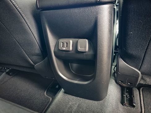 Certified 2022 GMC Canyon Elevation w/ Trailering Package image 36