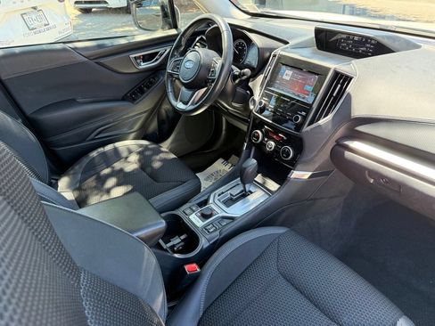 Used 2024 Subaru Forester Premium AWD/4WD image 29