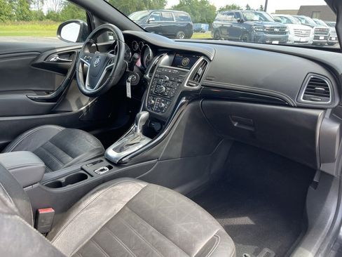 Used 2016 Buick Cascada Premium image 24